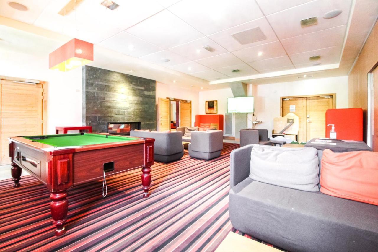 South Facing 2-Bed Apartment With Fireplace, Terrasses Deos フレーヌ エクステリア 写真