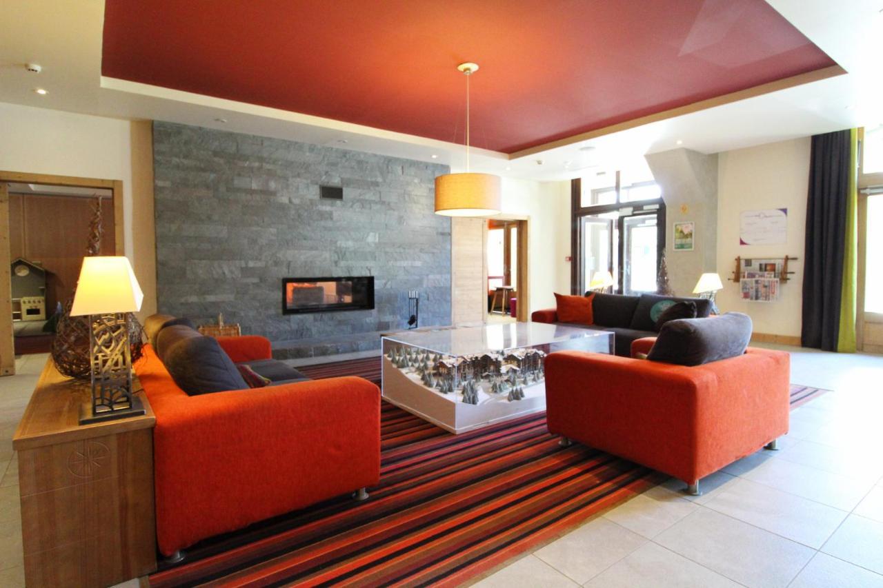South Facing 2-Bed Apartment With Fireplace, Terrasses Deos フレーヌ エクステリア 写真