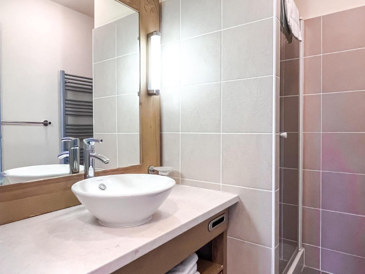 South Facing 2-Bed Apartment With Fireplace, Terrasses Deos フレーヌ エクステリア 写真