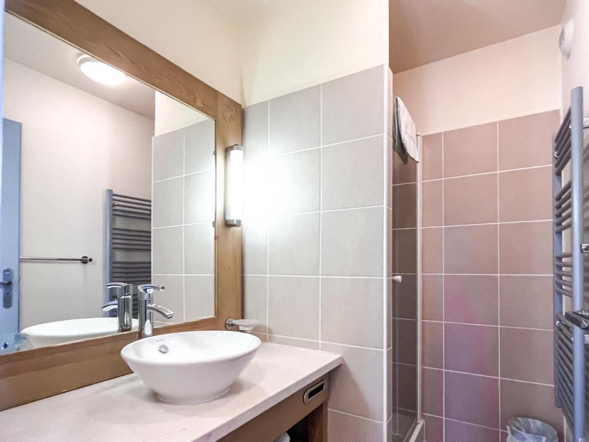 South Facing 2-Bed Apartment With Fireplace, Terrasses Deos フレーヌ エクステリア 写真